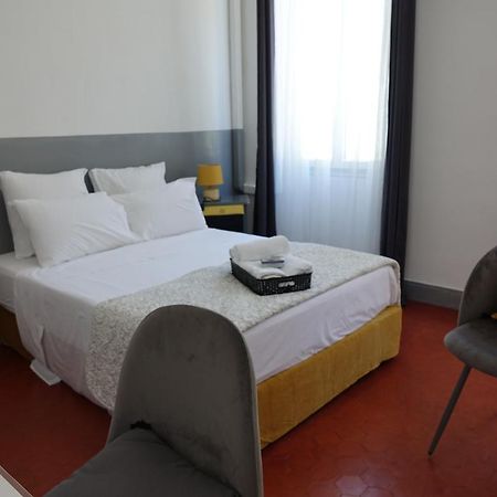 Quartier Des Createurs "La Plaine Cours Julien" Chambre Privee Dans Appartement Menage Frequent Des Parties Commune Marseilles Buitenkant foto