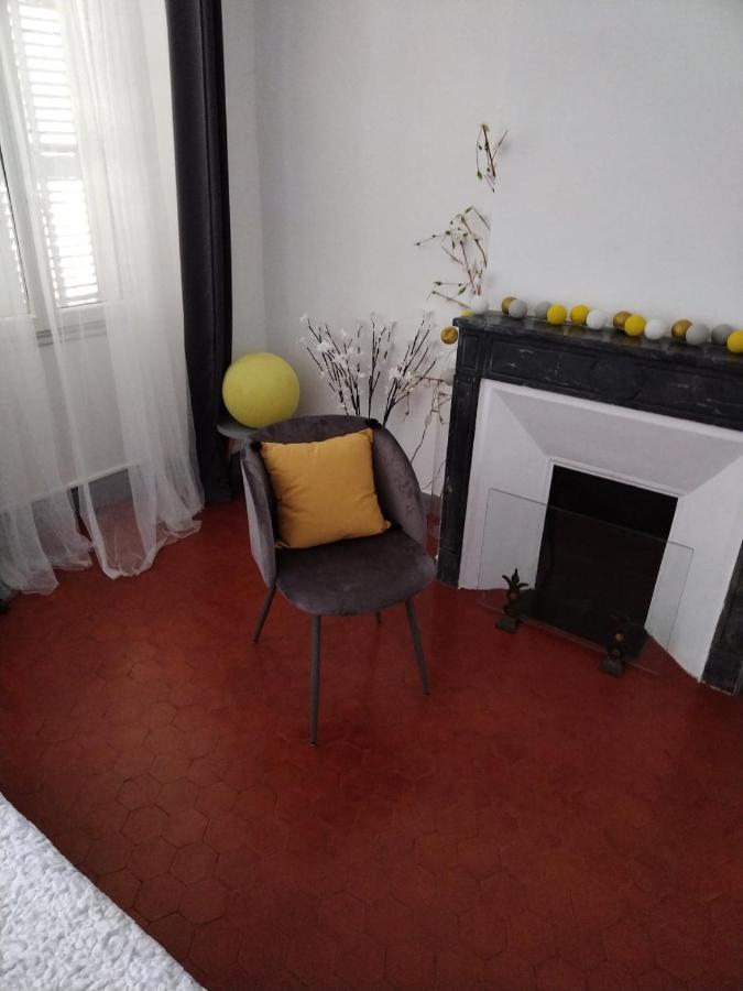 Quartier Des Createurs "La Plaine Cours Julien" Chambre Privee Dans Appartement Menage Frequent Des Parties Commune Marseilles Buitenkant foto