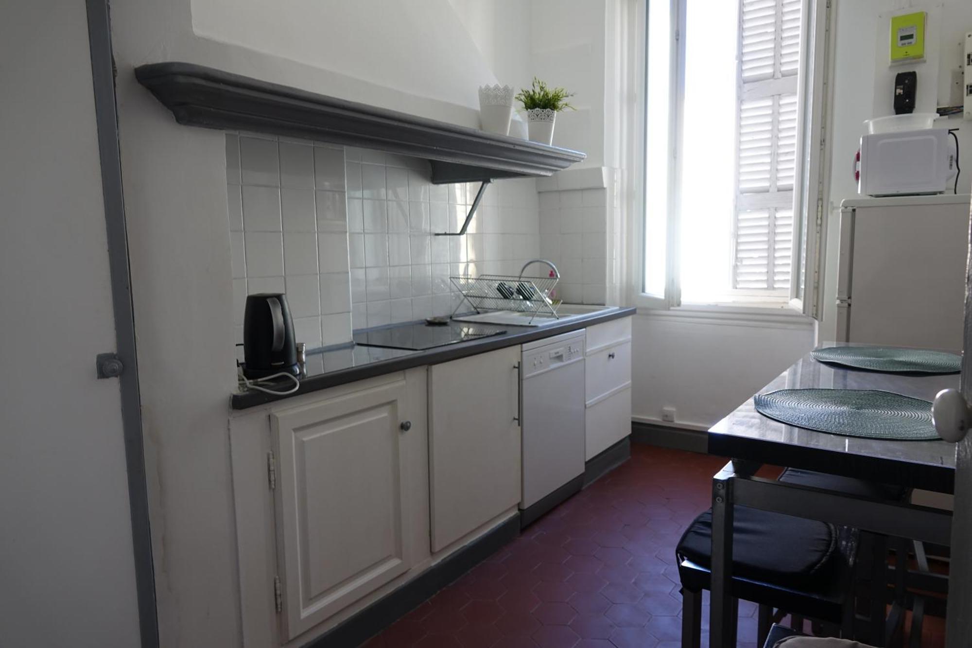 Quartier Des Createurs "La Plaine Cours Julien" Chambre Privee Dans Appartement Menage Frequent Des Parties Commune Marseilles Buitenkant foto